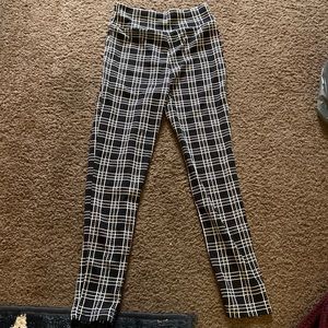 XS checkered leggings never worn